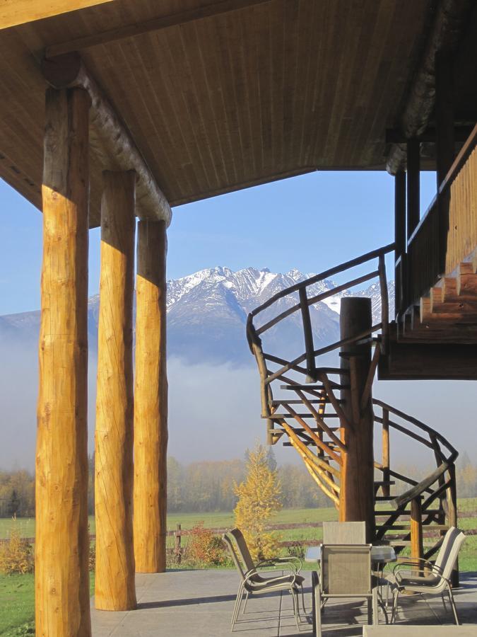 Smithers Driftwood Lodge Экстерьер фото