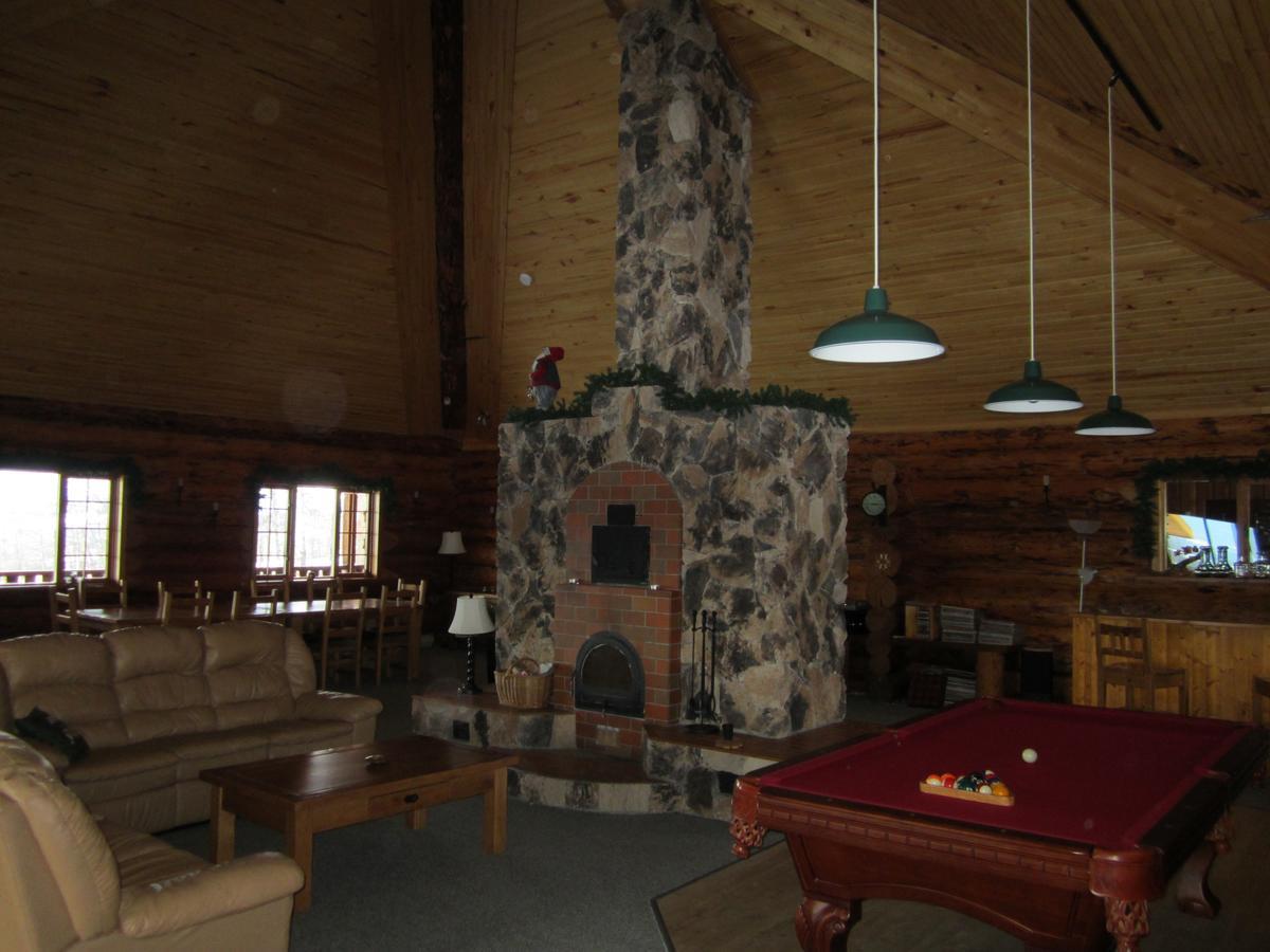 Smithers Driftwood Lodge Экстерьер фото