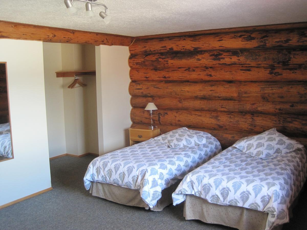 Smithers Driftwood Lodge Экстерьер фото